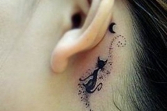 small-cat-tattoo-behind-the-ear