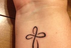 small_cross_tattoo_06