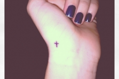 small_cross_tattoo_18