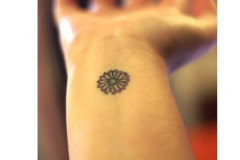 Beautiful-Small-Flower-Tattoo-On-Wrist-12