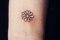 Small-Flower-Tattoos-for-Girls