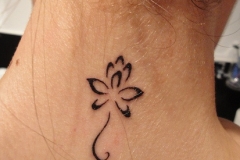lotus-tattoo-design-neck
