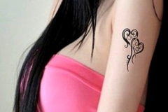 Small-Heart-Tattoos-8