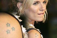 small-tattoos-celebrities_19